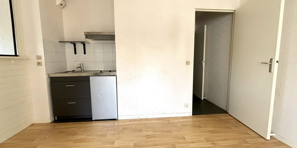 appartement à PAU (64000)