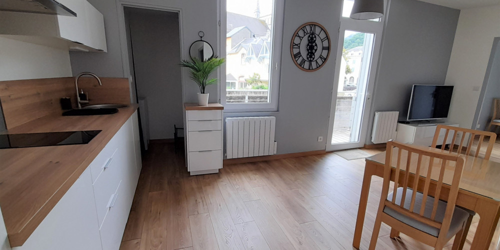 appartement à BAGNERES DE BIGORRE (65200)