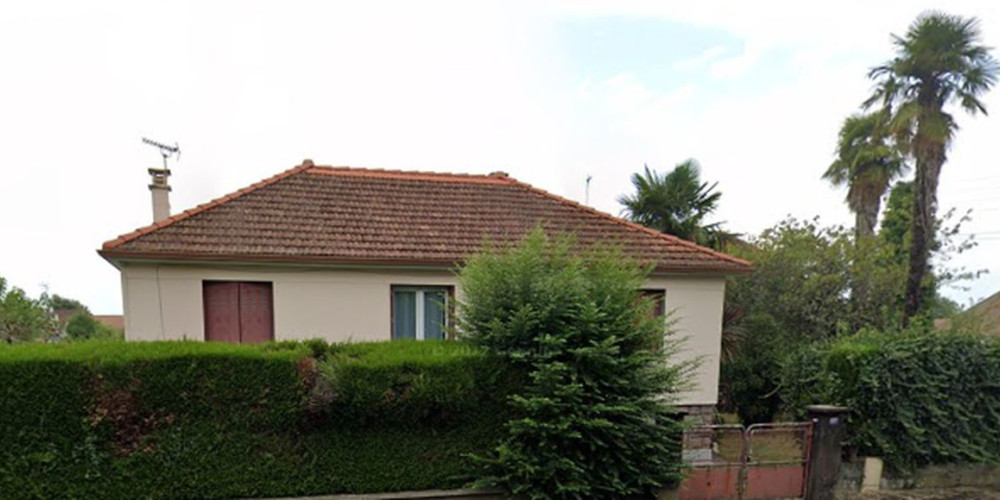 maison à PAU (64000)