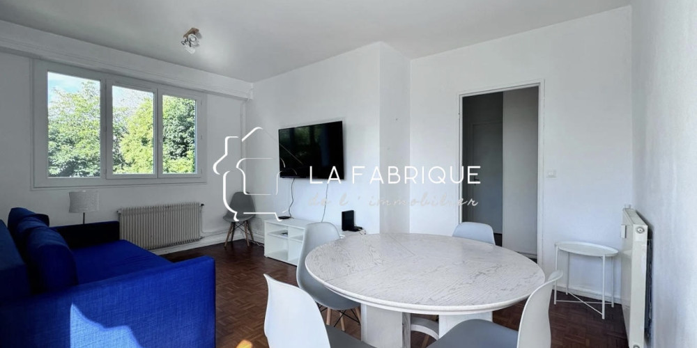 appartement à PAU (64000)