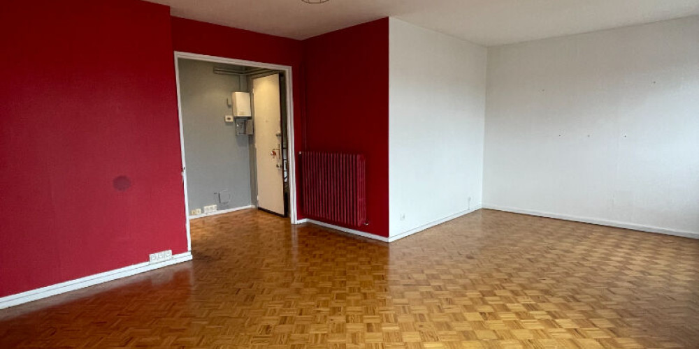 appartement à PAU (64000)