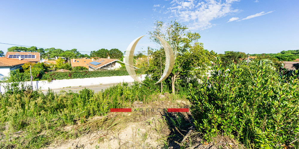 terrain à ANGLET (64600)