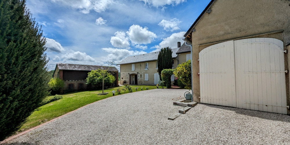 maison à VIC EN BIGORRE (65500)