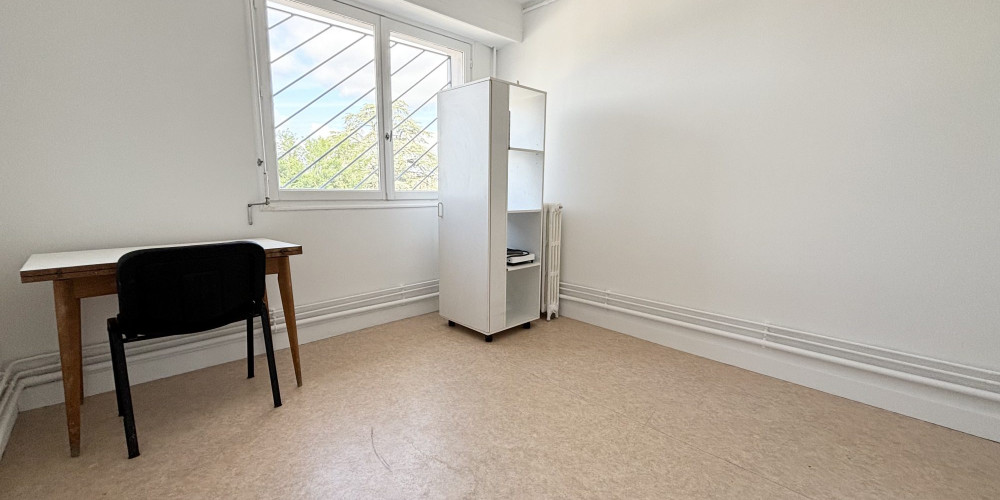 appartement à PAU (64000)