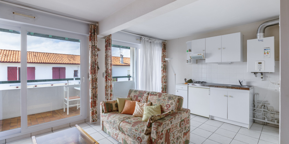 appartement à URRUGNE (64122)