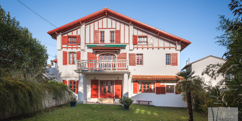 maison à ST JEAN DE LUZ (64500)